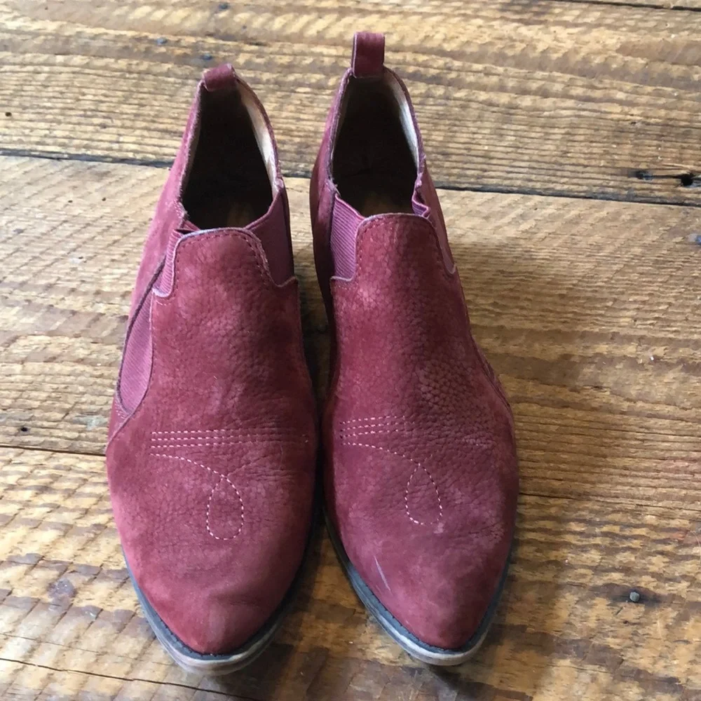Lucky Brand Suede ankle boot